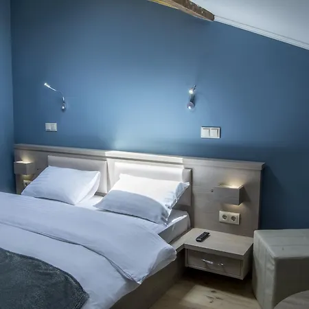 Aparthotel Kvartal Do Deribasovskoi 2*